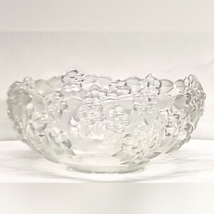 Elegant  Glass Decorative Bowl